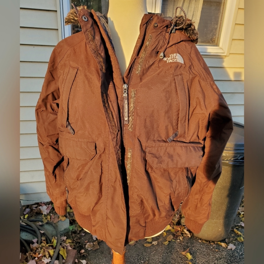The North Face Hyvent 350 Down Puffer Jacket